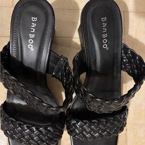 Bamboo Women's Black Woven heels